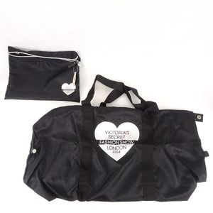 NWT Victoria's Secret 2014 London Fashion - 2 bags
